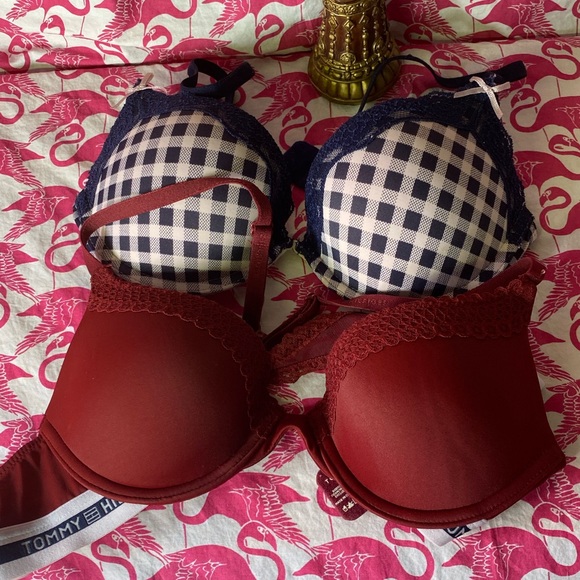 Tommy Hilfiger Other - Tommy Hilfiger bras